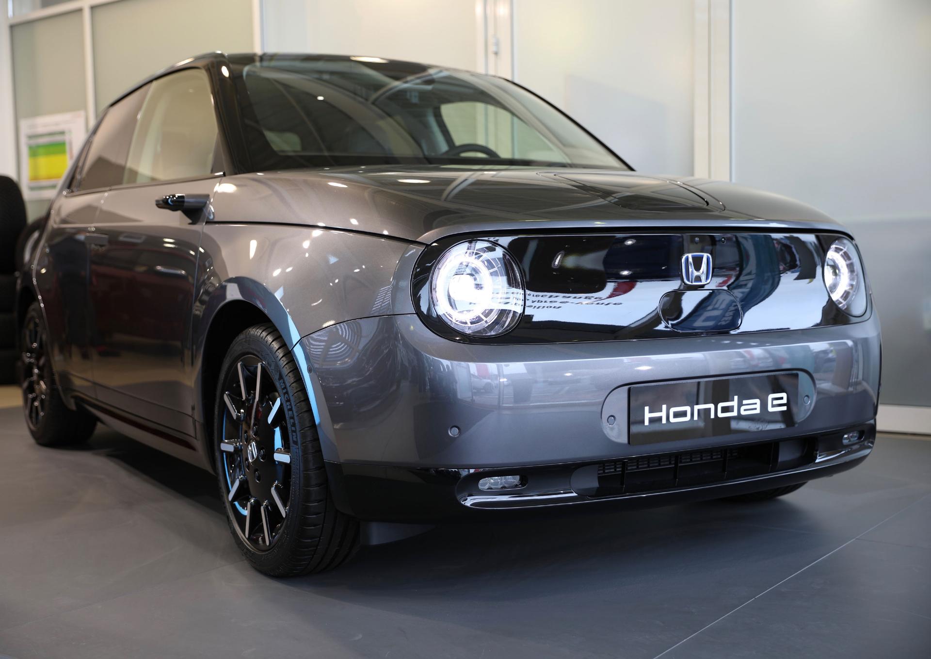 Honda e